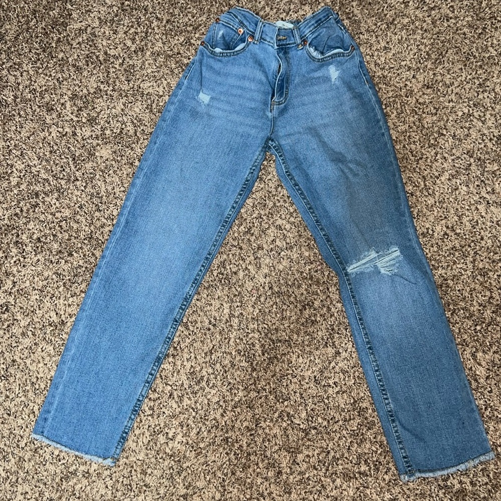 Girls, Levi jeans